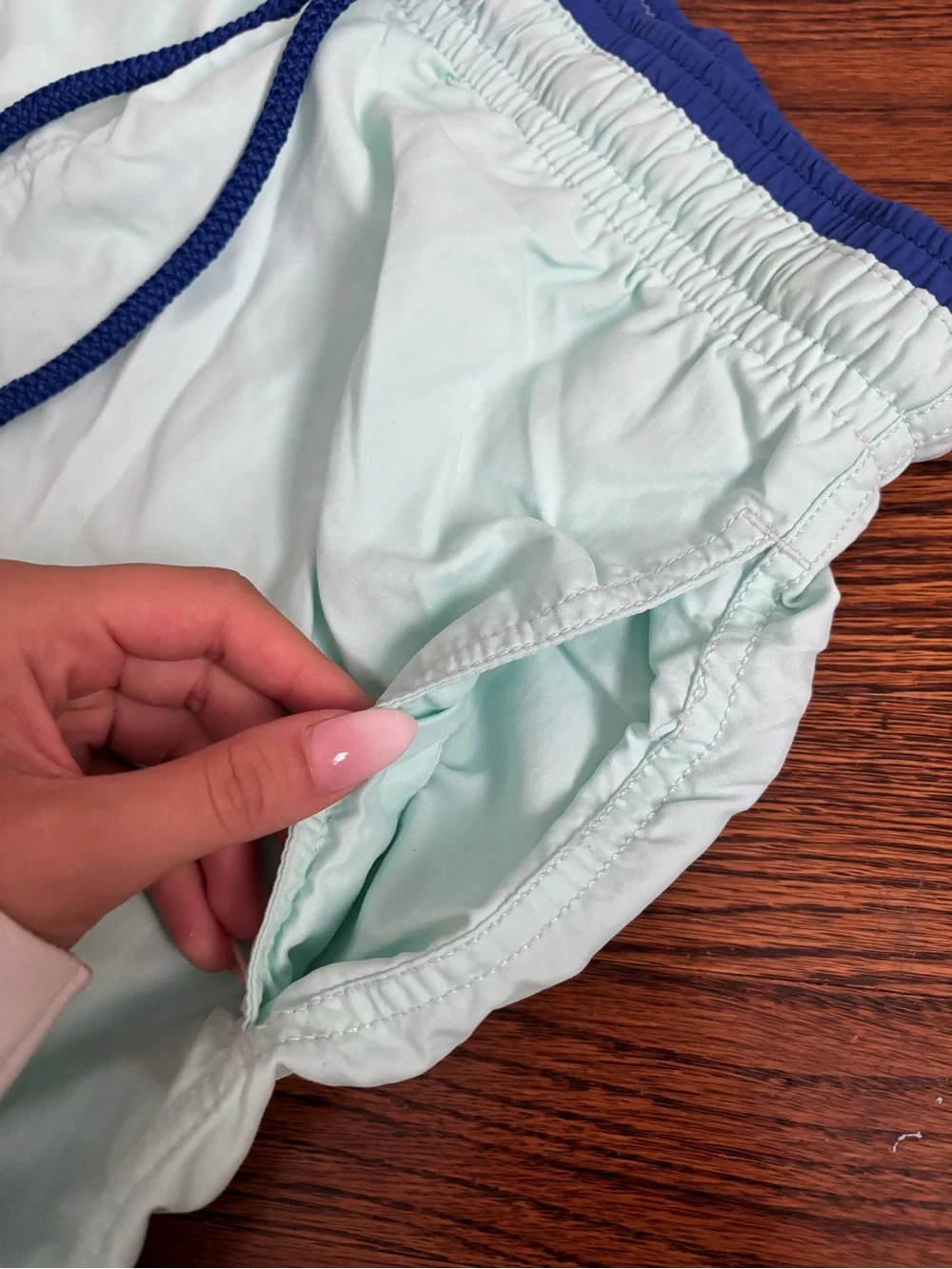 Vilebrequin Men's Mint Swim Trunks with Navy Trim Size Medium